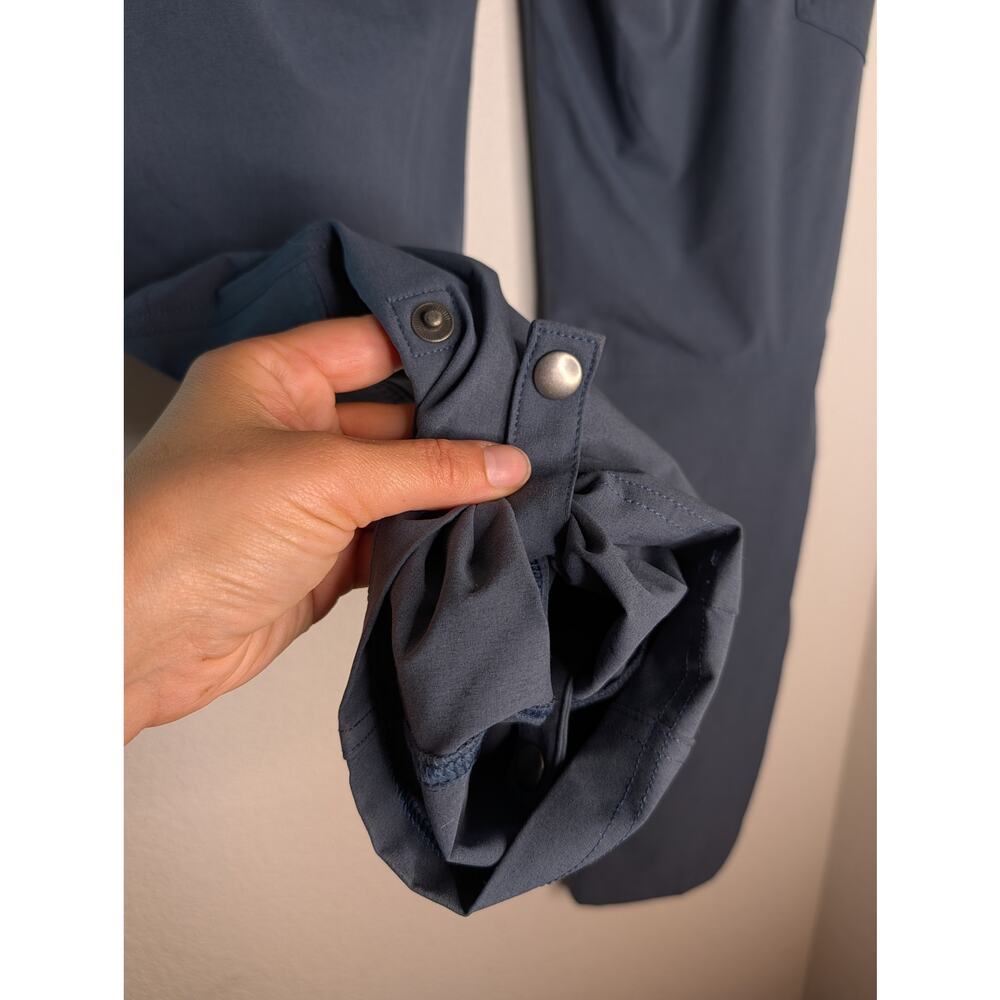 Kuhl Women's Straight Leg Hiking Pants Navy Adjustable 2R Active Hiking Gorpcore - Picture 6 of 8